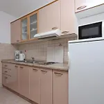 14804a Apartament