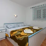 14804a Apartament Lopar