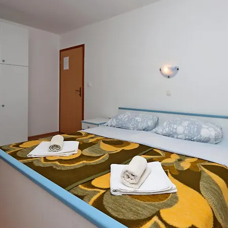14804a Apartament